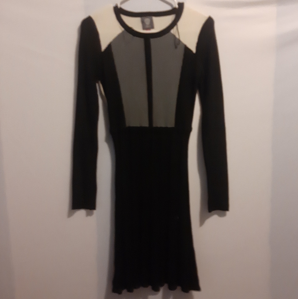 Vince Camuto longsleeve black, white, grey dress XS